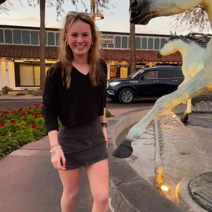 Meet your Posher, Carly